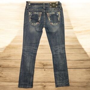 Miss Me denim ankle jeans 👖 Size 27 💗